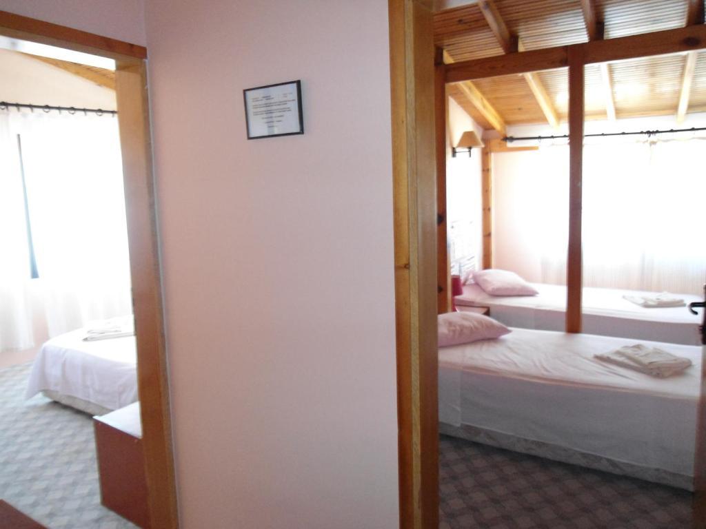 Teras Motel Foça Cameră foto