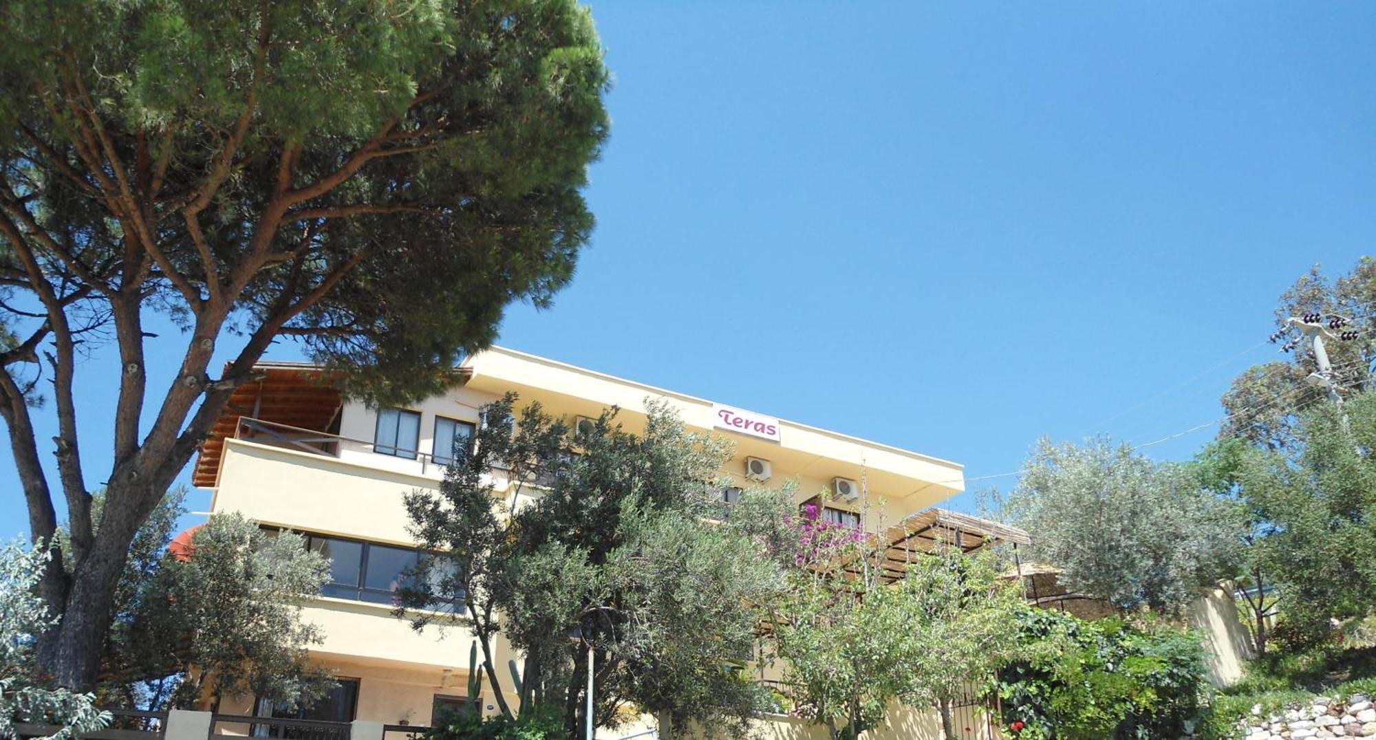 Teras Motel Foça Exterior foto